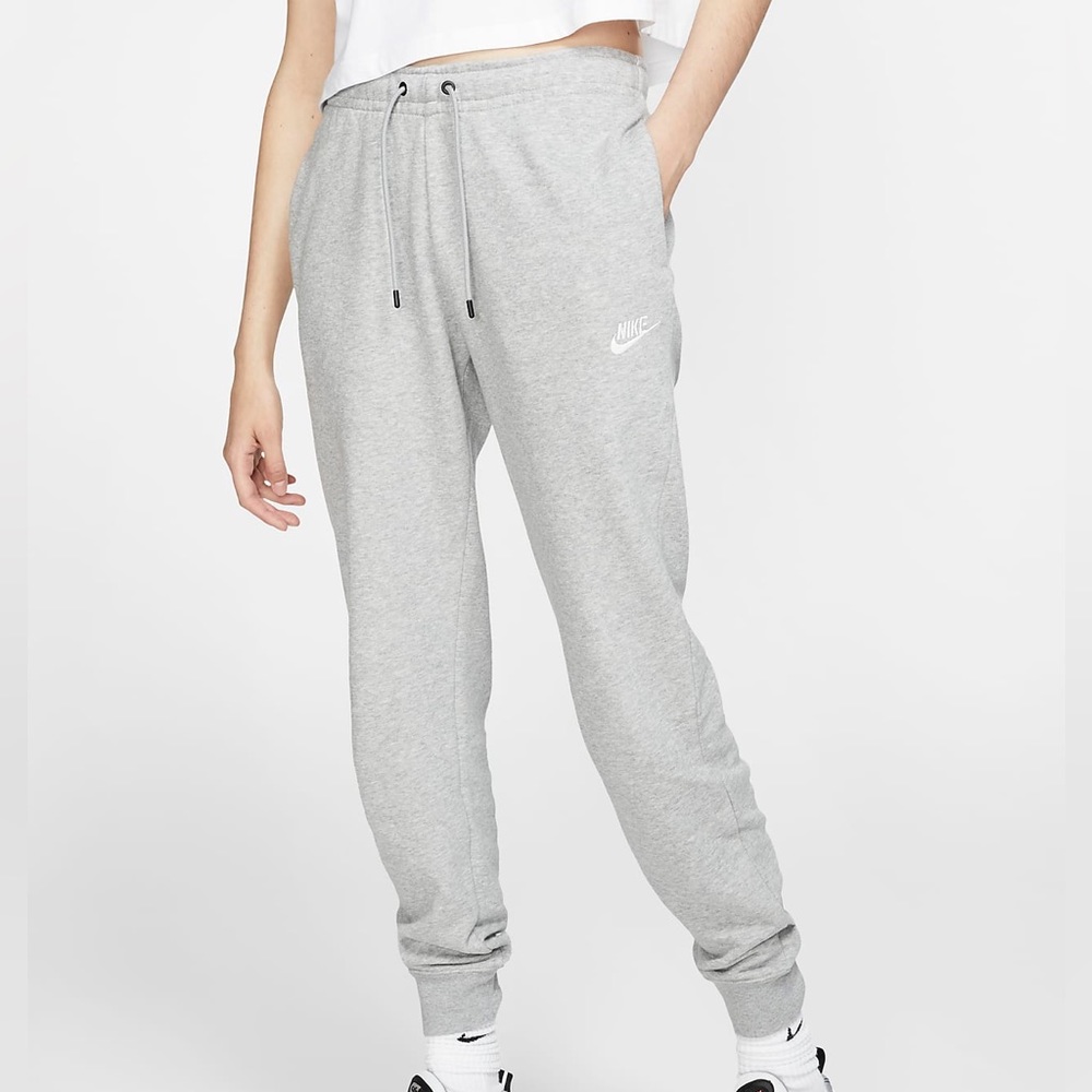 nike sportswear essential sweatpants - women’s fleece pants